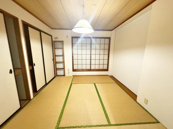 八王子市小比企町の中古一戸建て