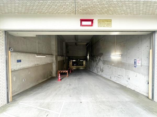 ライオンズマンション西八王子駅前(駐車場)