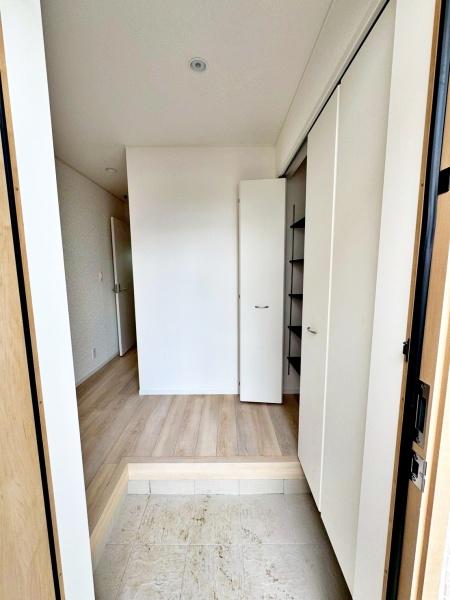 八王子市川口町第90 2号棟(玄関)