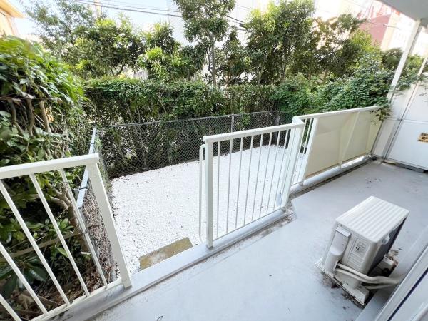 エクセレンス八王子(バルコニー)