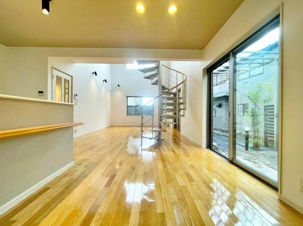 八王子市元八王子町2丁目　中古戸建