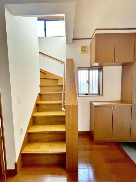 八王子市西寺方町の中古一戸建て