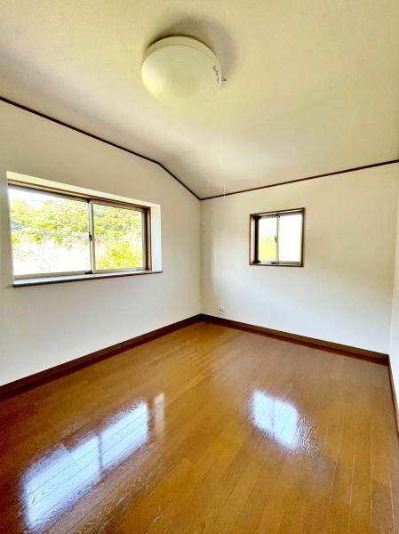 八王子市西寺方町の中古一戸建て