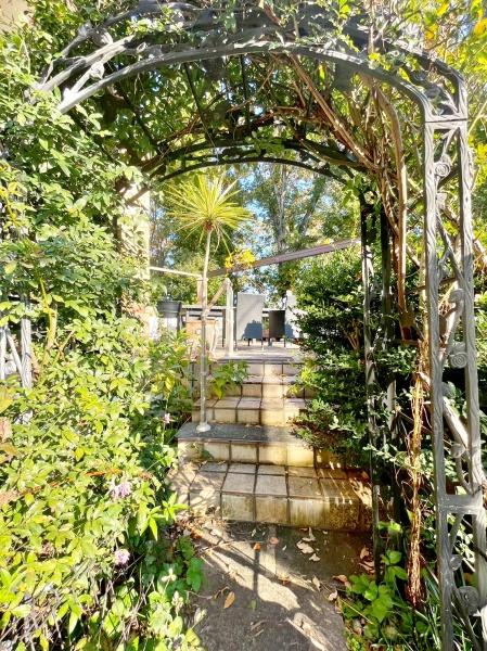 八王子市緑町の中古一戸建て