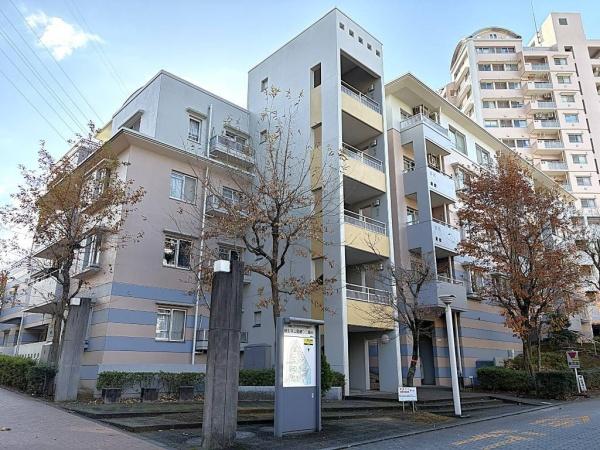 蓮生寺公園通り三番街三号棟