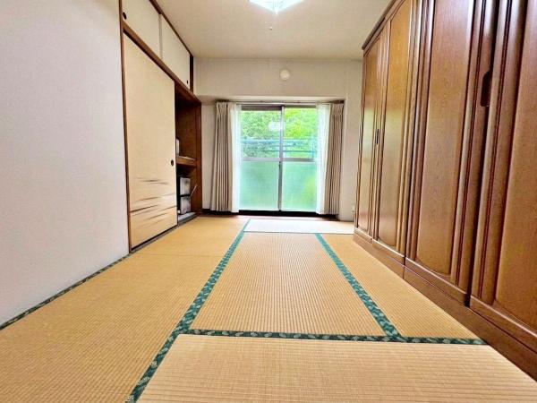 秀和めじろ台レジデンス
