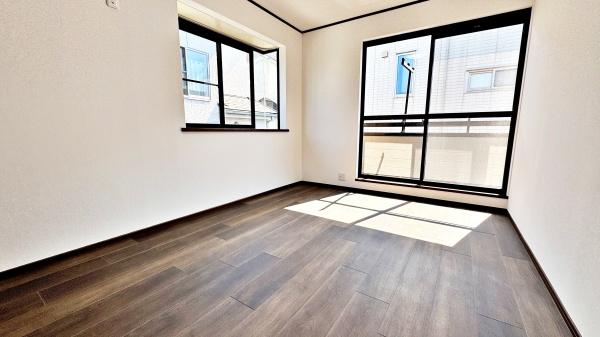八王子市絹ケ丘１丁目の中古一戸建て
