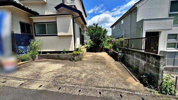 八王子市初沢町の中古一戸建て