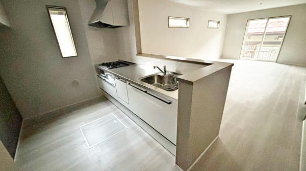 八王子市南陽台1丁目　新築戸建