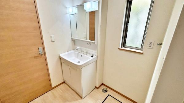 八王子市館町の中古一戸建て