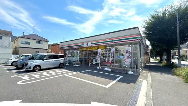 西八王子ハイツD棟(セブン-イレブン八王子散田５丁目店)