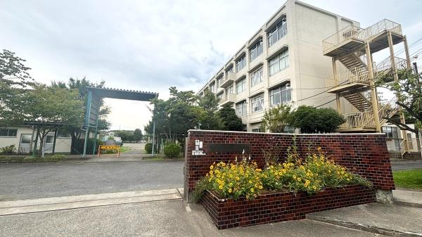 八王子市片倉町の中古一戸建て(八王子市立片倉台小学校)