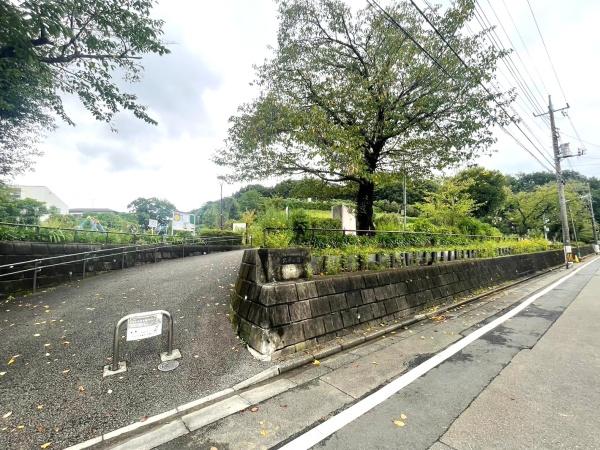 八王子市南陽台３丁目の中古一戸建て(北楽公園)