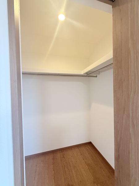 八王子市泉町の中古一戸建て