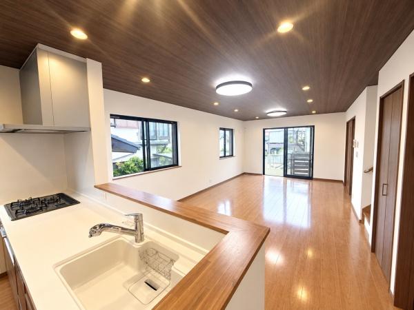 八王子市泉町の中古一戸建て