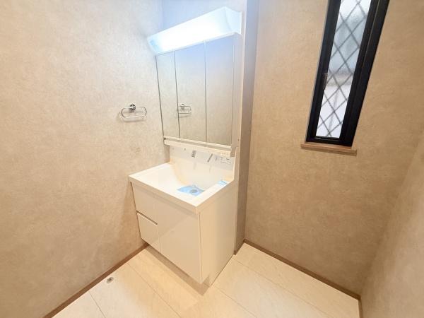 八王子市泉町の中古一戸建て