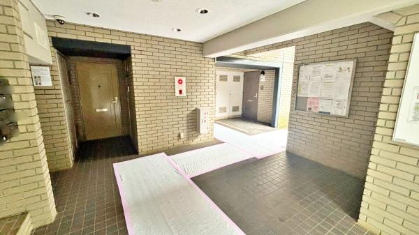 南大沢学園一番街4号棟