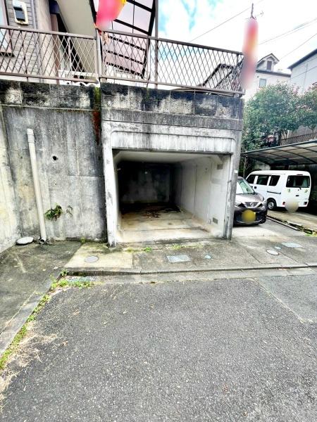 八王子市小比企町　中古戸建