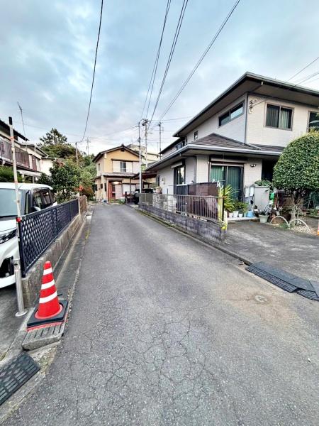 八王子市西寺方町の中古一戸建て