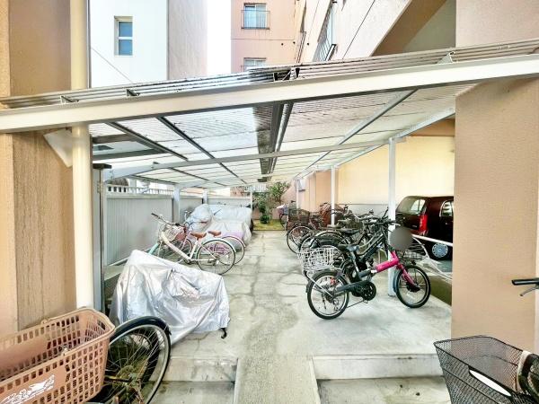 京王めじろ台マンションD棟