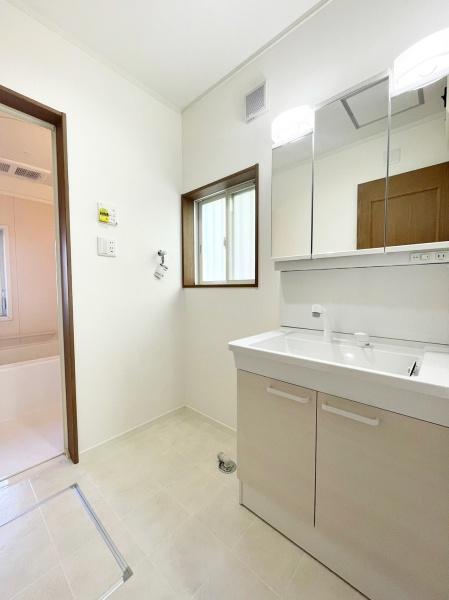 八王子市長房町の中古一戸建て