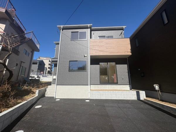 八王子市館町の新築一戸建