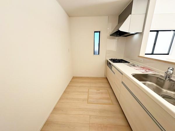八王子市館町の新築一戸建