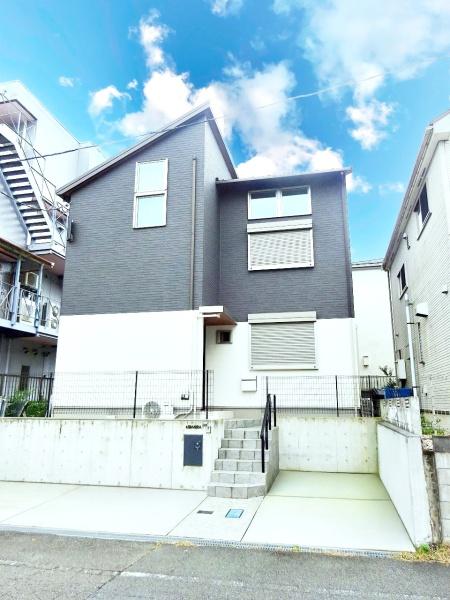 八王子市絹ケ丘２丁目の中古一戸建