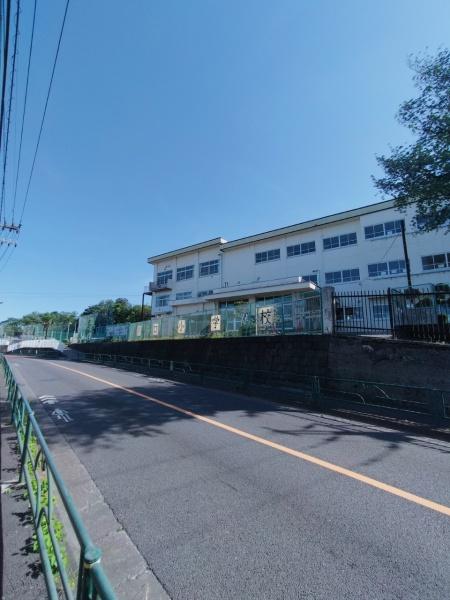 八王子市川口町の新築一戸建(八王子市立川口小学校)