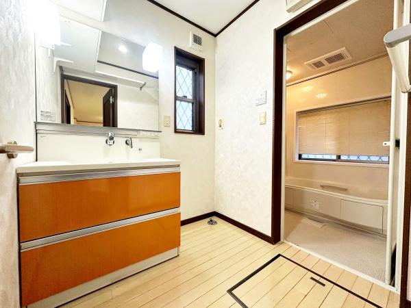 八王子市諏訪町の中古一戸建て
