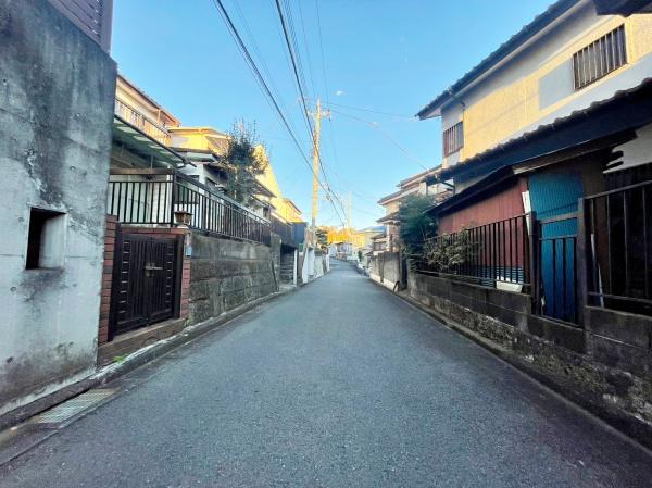 八王子市長房町の土地(前面道路含む現地写真)