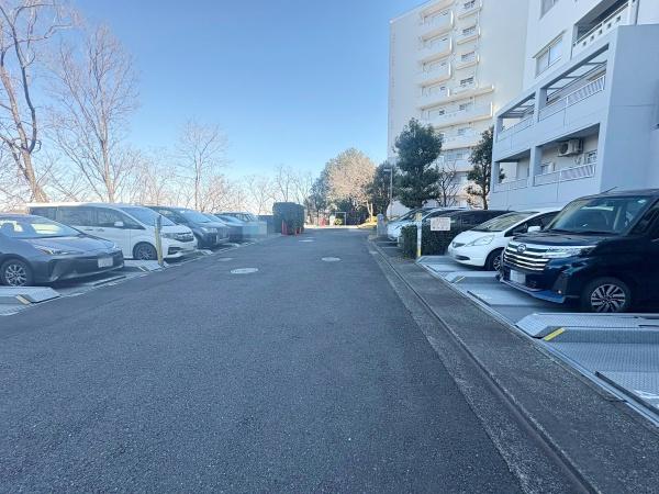 蓮生寺公園通り三番街６号棟