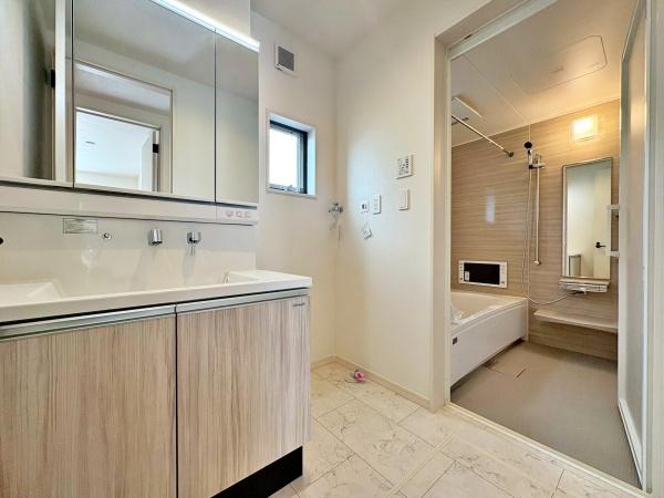 八王子市絹ケ丘2丁目の新築一戸建(洗面台・洗面所)