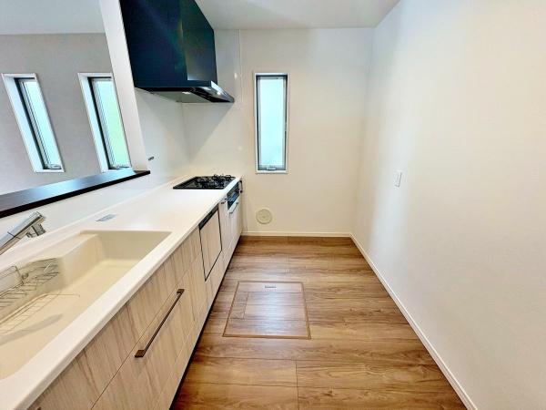 八王子市絹ケ丘2丁目の新築一戸建(キッチン)