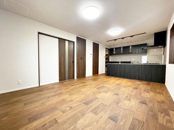 CLASSIC　MODERN　STYLE