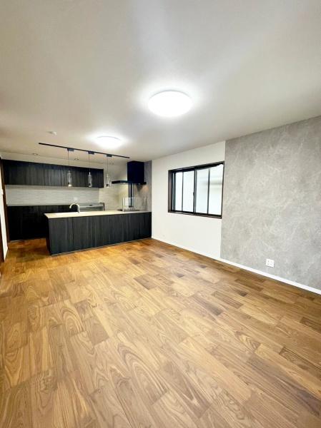 CLASSIC　MODERN　STYLE