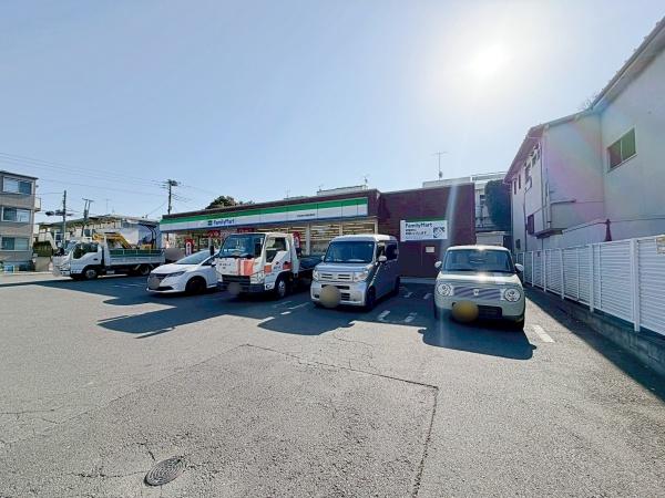 アールヴェール荻窪北(ファミリーマート杉並清水早稲田通り店)