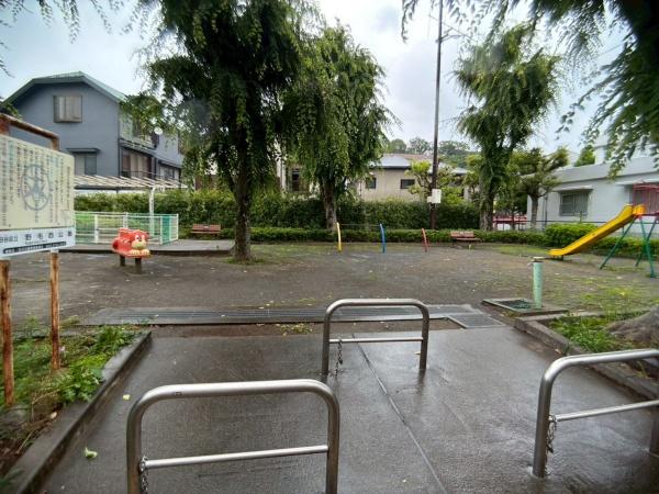 ライオンズマンション上野毛第3(世田谷区立野毛西公園)