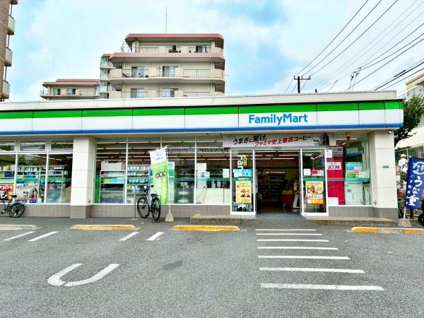 芦花公園スカイハイツ(ファミリーマート千歳台四丁目店)