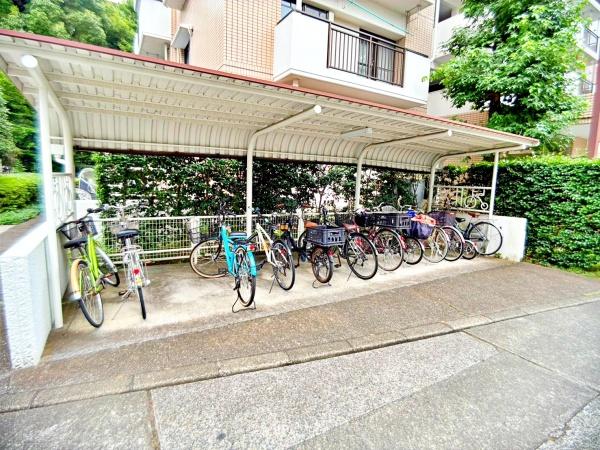 光が丘パークタウン春の風公園街