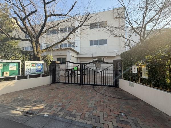 杉並区成田東５丁目の中古一戸建て(杉並区立東田中学校)