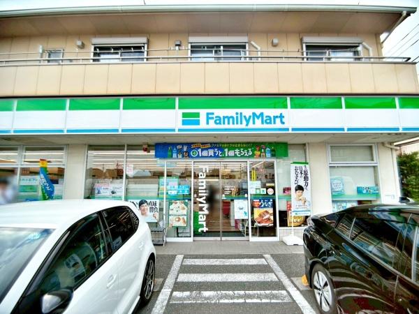 パーク・ハイム氷川台西(ファミリーマート早宮四丁目店)