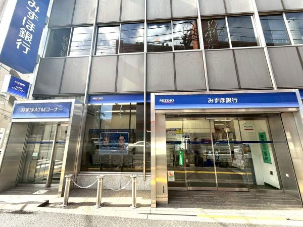 シャリエ高井戸ソルパティオ(みずほ銀行高井戸特別出張所)
