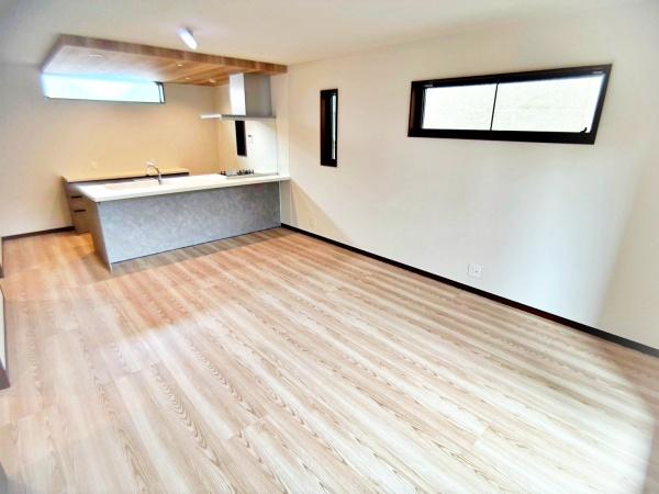 中野区弥生町4丁目　新築戸建