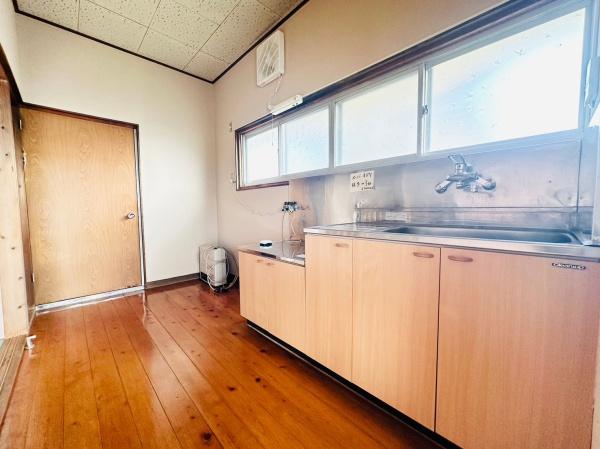 JR内房線　館山市館山　クラウンヒルズ　売アパート
