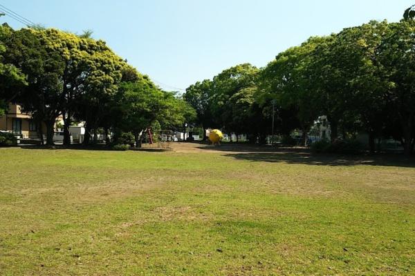 君津市人見の土地(青堀駅裏公園)