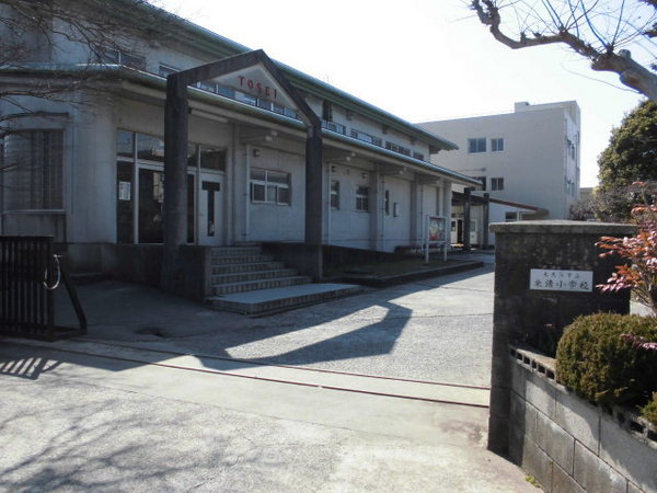 木更津市日の出町の土地(木更津市立東清小学校)