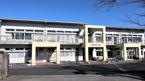 市原市小折の土地(市原市立海上小学校)