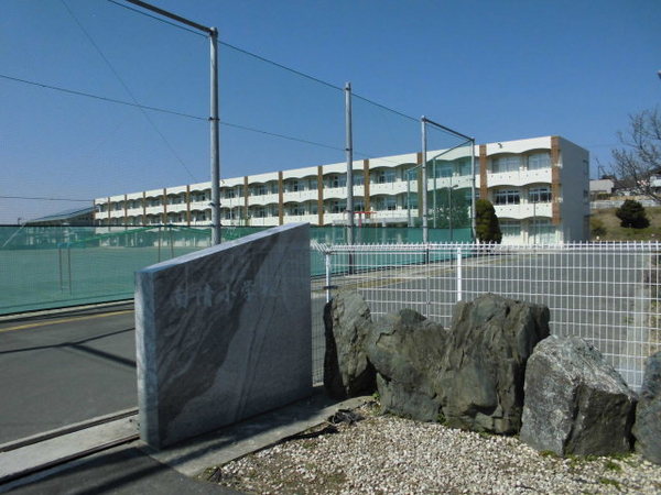 木更津市ほたる野2丁目の土地(木更津市立南清小学校)