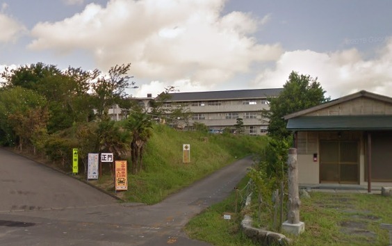 君津市向郷の土地(君津市立小櫃中学校)